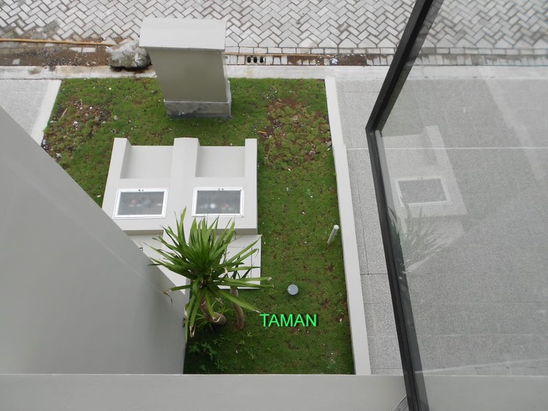 Disewakan Rumah North West Lake Citraland Surabaya - SPESIAL 2 Kamar Tidur  siap Huni