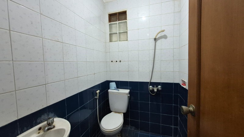 Rumah Dijual di Sempur Kaler Bogor Tengah - LT 305 m², Lokasi Premium Dekat Kebun Raya, Cocok Hunian Nyaman & Investasi