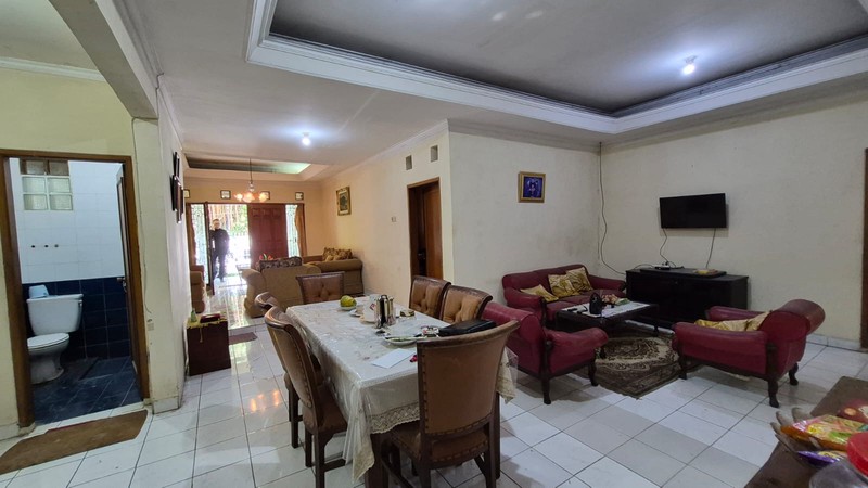 Rumah Dijual di Sempur Kaler Bogor Tengah - LT 305 m², Lokasi Premium Dekat Kebun Raya, Cocok Hunian Nyaman & Investasi