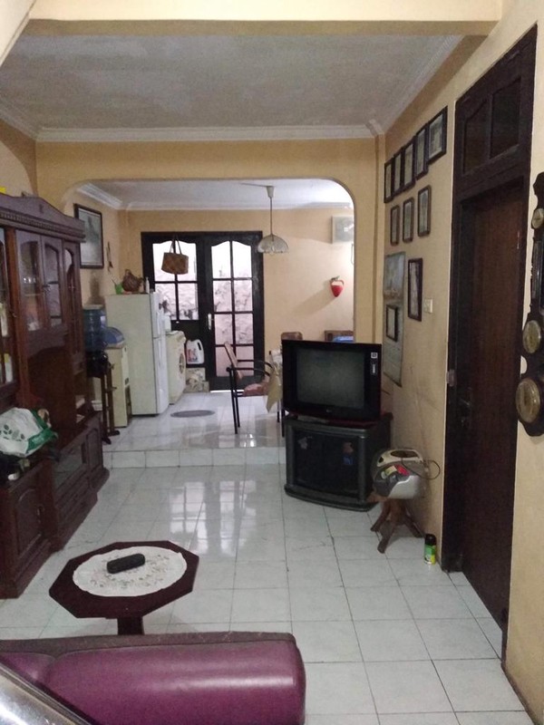 Jual Rumah 2 Lantai Darmo Permai Utara Surabaya Barat