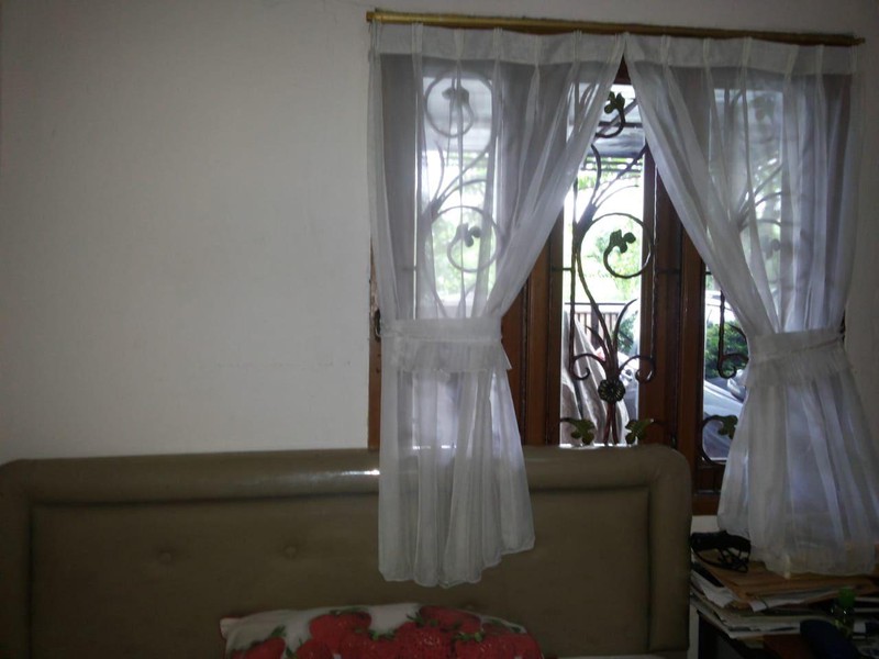 Dijual Rumah Nyaman di dalam Komplek Daerah Pegadungan Kalideres Jakarta Barat