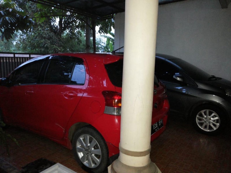 Dijual Rumah Nyaman di dalam Komplek Daerah Pegadungan Kalideres Jakarta Barat