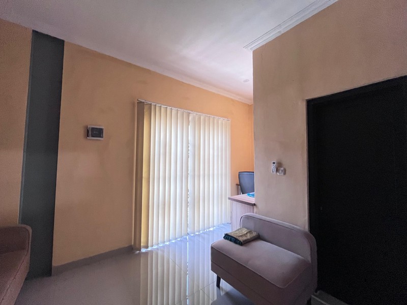 Gudang baru siap operasional, bisa masuk tronton 40 ft di pinggir jalan raya Tole Iskandar Depok Jawa Barat