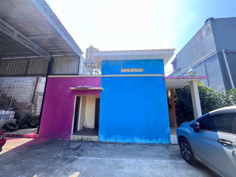 Gudang baru siap operasional, bisa masuk tronton 40 ft di pinggir jalan raya Tole Iskandar Depok Jawa Barat