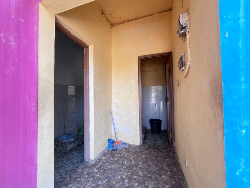 Gudang baru siap operasional, bisa masuk tronton 40 ft di pinggir jalan raya Tole Iskandar Depok Jawa Barat