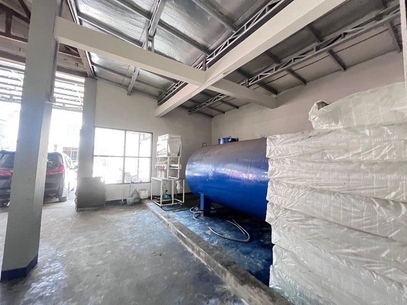 Gudang baru siap operasional, bisa masuk tronton 40 ft di pinggir jalan raya Tole Iskandar Depok Jawa Barat