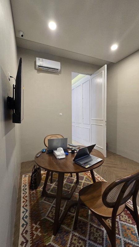 Rumah lokasi sangat strategis di Kebayoran Baru Jakarta Selatan