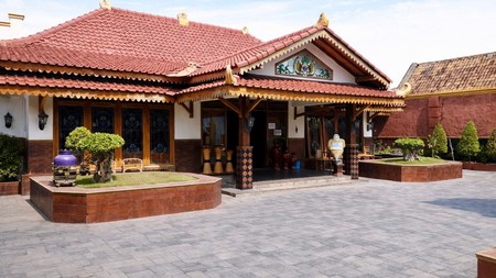 Rumah Etnik Jawa Strategis di Tengah Kota Jogjakarta - Dekat Kraton dan Malioboro!