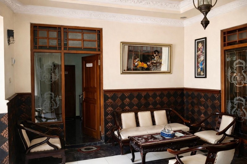 Rumah Etnik Jawa Strategis di Tengah Kota Jogjakarta - Dekat Kraton dan Malioboro!