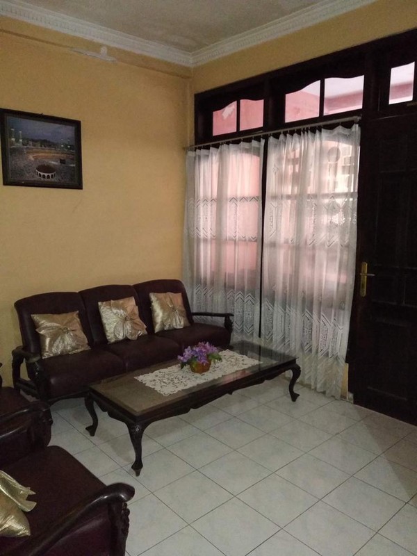 Jual Rumah 2 Lantai Darmo Permai Utara Surabaya Barat