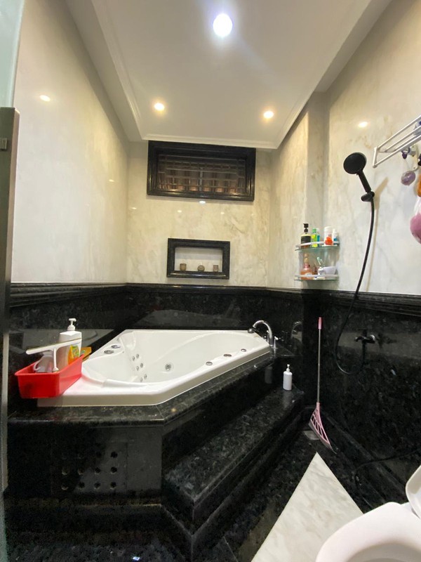 DIJUAL CEPAT - RUMAH THE GAYUNGSARI