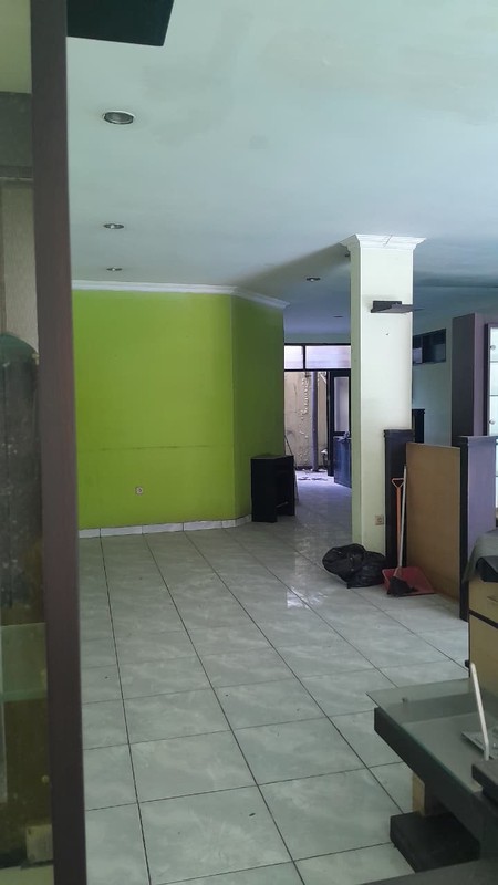 Rumah Untuk Usaha Eks Salon di Sumber Sari Kota Bandung