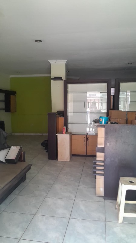 Rumah Untuk Usaha Eks Salon di Sumber Sari Kota Bandung