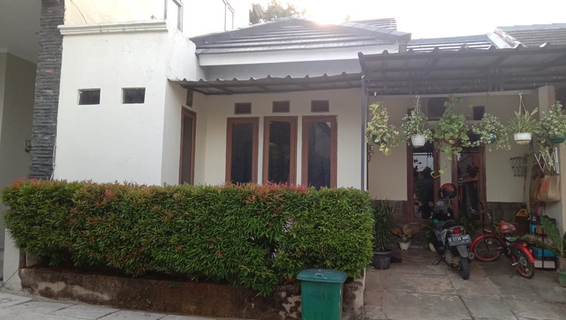 BEST DEAL - RUMAH DIJUAL DI BINTARO DEKAT B X CHANGE BATU RENOVASI