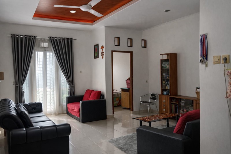 BEST DEAL - RUMAH DIJUAL DI BINTARO DEKAT B X CHANGE BATU RENOVASI