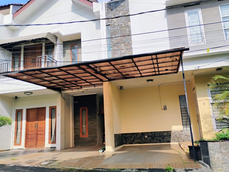Di Jual Rumah 2 Kavling 