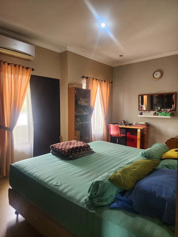 Di jual Rumah Cluster 2 Lantai di Jagakarsa akses strategis, aman, lingkungan hijau asri.