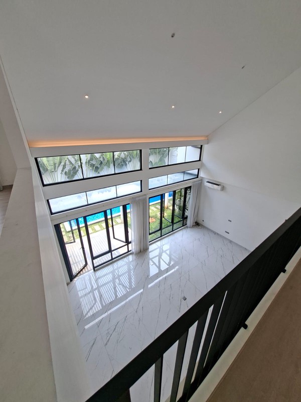 RUMAH DISEWA JALAN DAKSA KEBAYORAN BARU JAKARTA SELATAN