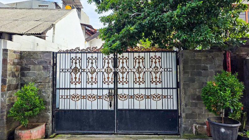 Rumah di Jl Bungur Besar Zona Komersial Cocok Untuk Usaha