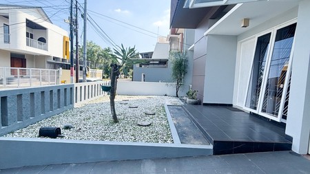 Rumah Minimalis Nusa Loka BSD Full Furnished