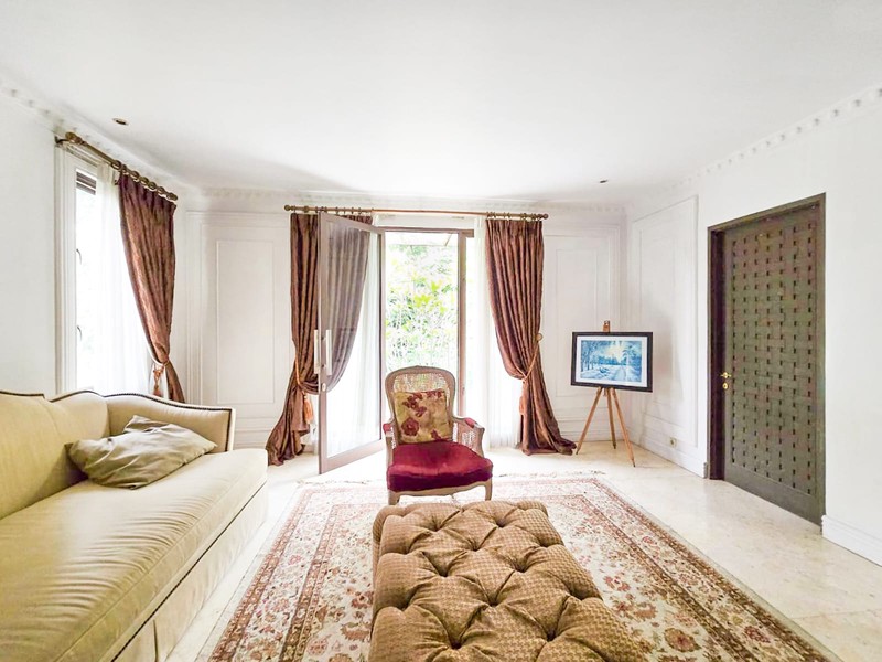 Rumah Bagus, elegan, siap huni, lingkungan bersih di Menteng Residence Bintaro