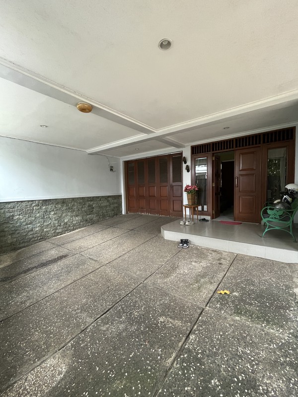 Dijual Rumah Hook di Kemanggisan Jakarta Barat, Dekat Plaza Slipi Jaya