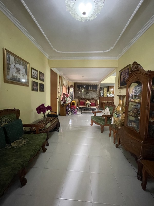 Dijual Rumah Hook di Kemanggisan Jakarta Barat, Dekat Plaza Slipi Jaya