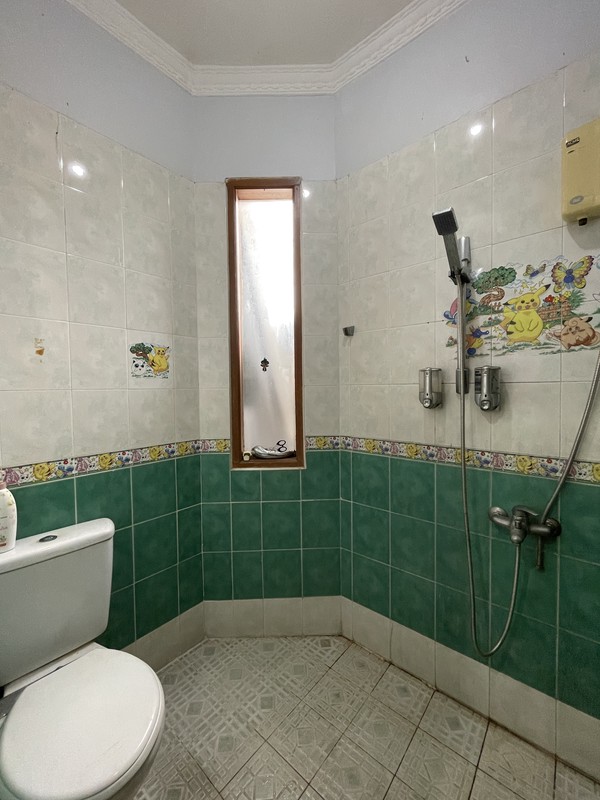 Dijual Rumah Hook di Kemanggisan Jakarta Barat, Dekat Plaza Slipi Jaya