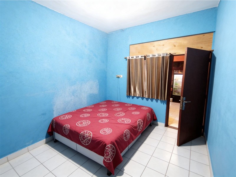 For Sale/Dijual Tanah beserta Bangunan di Pisangan Lama di Pisangan Lama, Jakarta Timur (Cocok untuk Tempat Usaha, Kos-Kosan, ataupun Townhouse) 