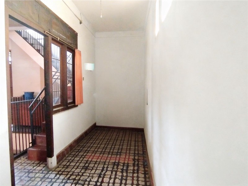 For Sale/Dijual Tanah beserta Bangunan di Pisangan Lama di Pisangan Lama, Jakarta Timur (Cocok untuk Tempat Usaha, Kos-Kosan, ataupun Townhouse) 