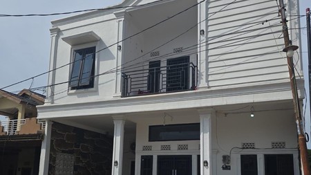 DIJUAL RUMAH 2 LANTAI