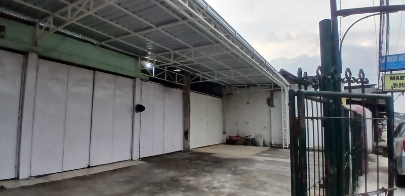 Disewakan Ruang Usaha Strategis di Pinggir Jalan Utama Bantul KM 9 Parkir Luas & Akses Truk Lega, Pendowoharjo, Sewon, Bantul