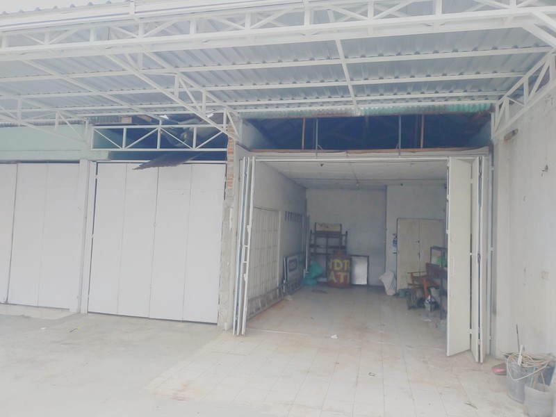 Disewakan Ruang Usaha Strategis di Pinggir Jalan Utama Bantul KM 9 Parkir Luas & Akses Truk Lega, Pendowoharjo, Sewon, Bantul