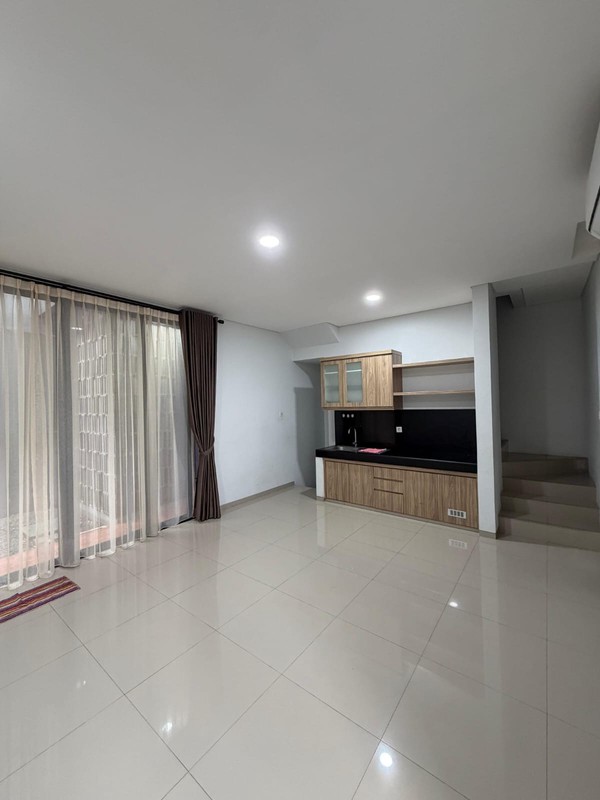 Rumah Discovery Altezza Bintaro Siap Huni