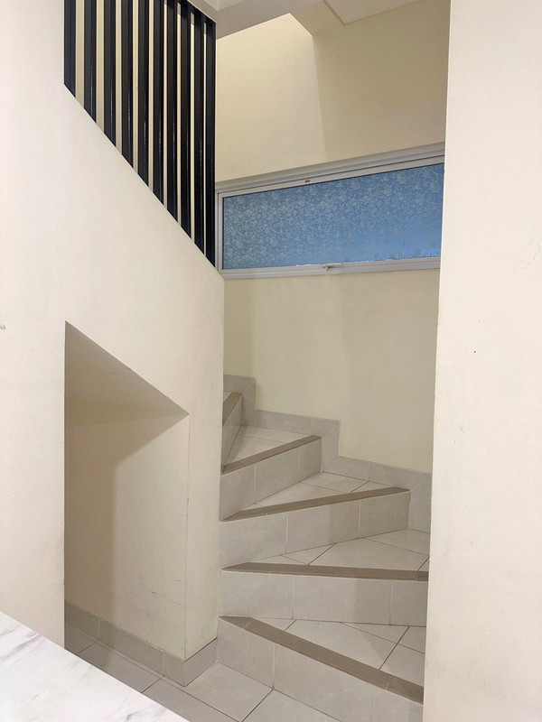 Rumah 2 lantai di Cluster Martinez Gading Serpong