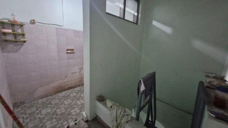 Dijual Rumah Lama Terawat Lokasi Strategis Di Jl. Pulo Kenangan, Grogol Utara, Jakarta Selatan