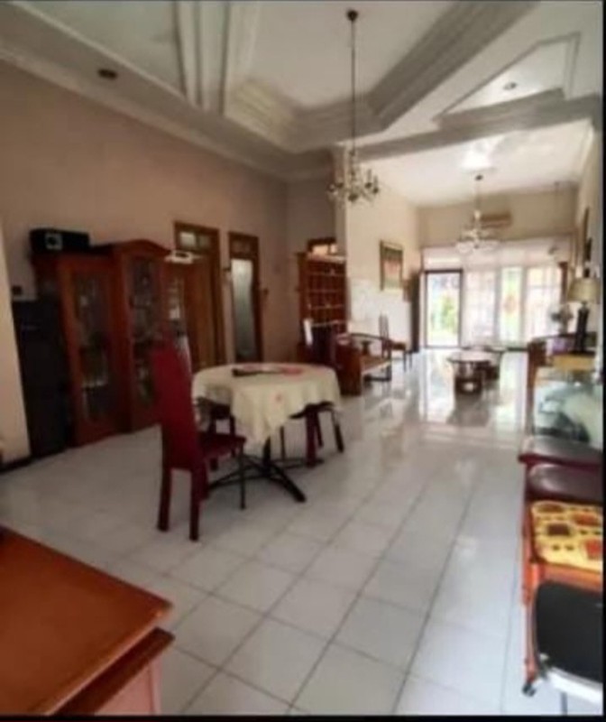 Dijual 375 m2 Rumah Dharmahusada Area Surabaya Timur Spesial Row Jalan Lebar 3 Mobil Luas - Surat SHM Cocok Buat Rumah Usaha, Kantor,Kos - Kostan, Rumah Tinggal