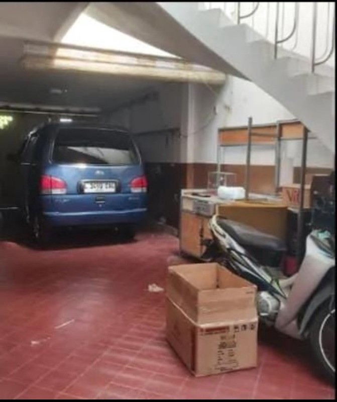 Dijual 375 m2 Rumah Dharmahusada Area Surabaya Timur Spesial Row Jalan Lebar 3 Mobil Luas - Surat SHM Cocok Buat Rumah Usaha, Kantor,Kos - Kostan, Rumah Tinggal