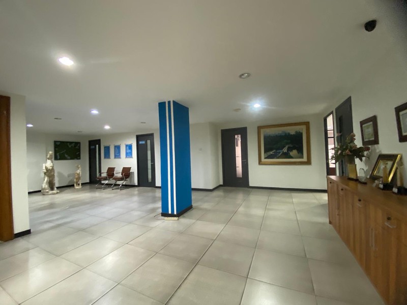 Gedung Komersial Prime di Pecenongan, Jakarta Pusat