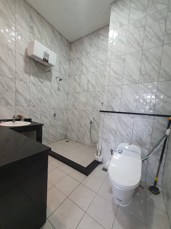 Rumah Kokoh 2 Lantai Siap Huni di Cikeas, Bogor