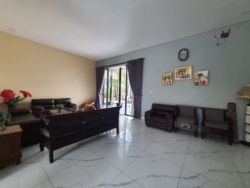 Rumah Kokoh 2 Lantai Siap Huni di Cikeas, Bogor