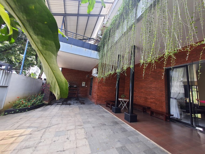 Rumah Kokoh 2 Lantai Siap Huni di Cikeas, Bogor