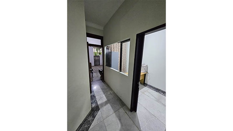 Rumah Hoek jual Cepat harga hitung tanah aja di  Kelapa Nias, Kelapa Gading