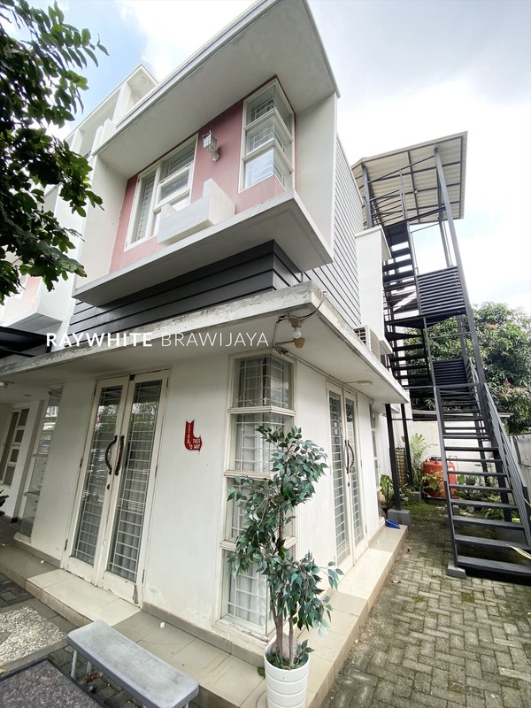 Rumah Siap Huni Lokasi Strategis Area Pondok Indah