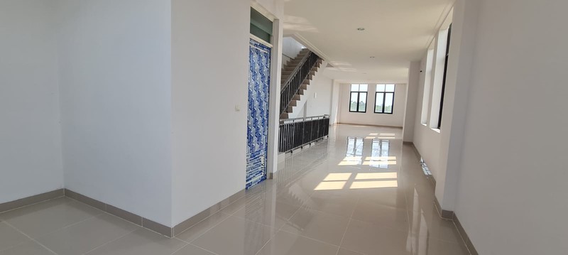 Ruko Hoek Sedayu City Boulevard Raya, Kelapa Gading,  3 muka BU, Harga Murah