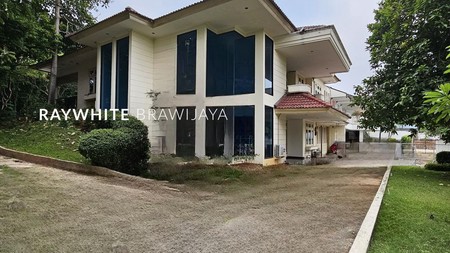 Rumah Bangunan 2 Lantai Lingkungan Tenang Area Puri Sakti Cipete