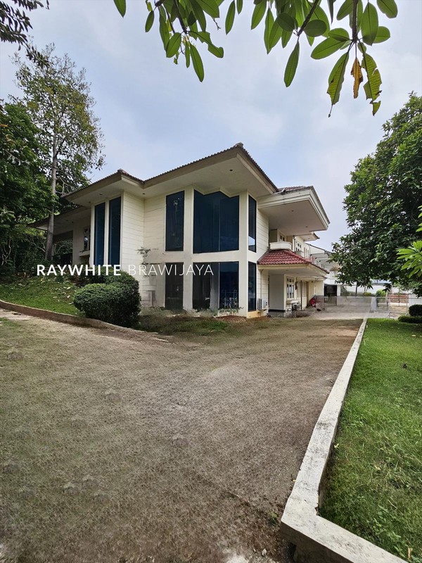 Rumah Bangunan 2 Lantai Lingkungan Tenang Area Puri Sakti Cipete