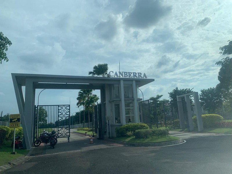 Jual Rumah 2 Lantai Grand Pakuwon Canberra Surabaya Barat Siap Huni