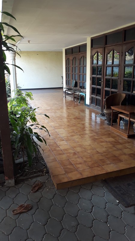 Jual Rumah Strategis Jl Kutai Surabaya