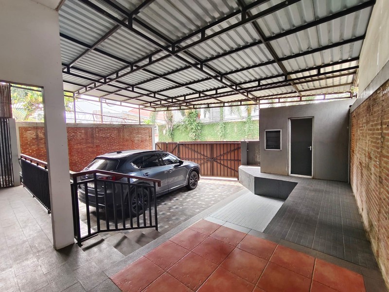 Rumah Bagus Di Jl Palem Puri Ciputat Kota Tangerang Selatan